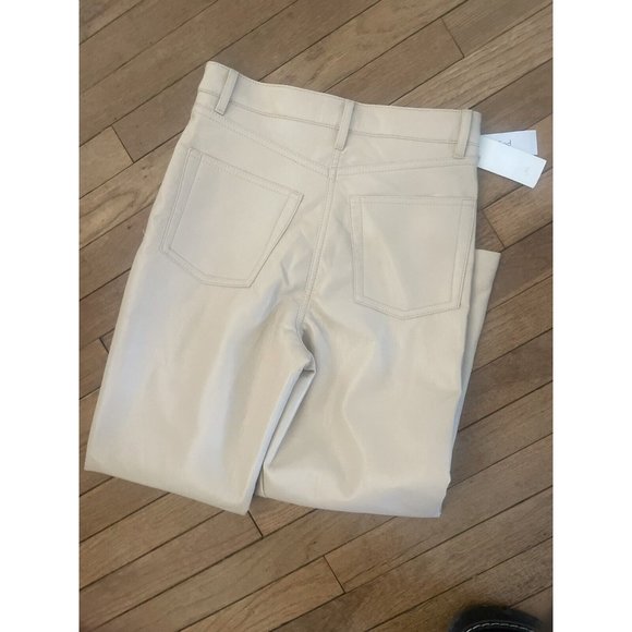 NWT-Wilfred by Aritzia  Melina Pants Vegan Leather Sz 2 Nwt 148 Crop Rare Trendy - Picture 4 of 6